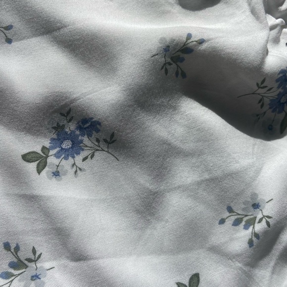 HOLLISTER HIGH RISE FLORAL TIE MIDI SKIRT - Picture 4 of 4